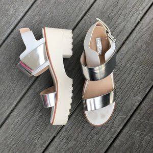 SANDALS WITH PLATFORM - TOPSHOP SIZE 9